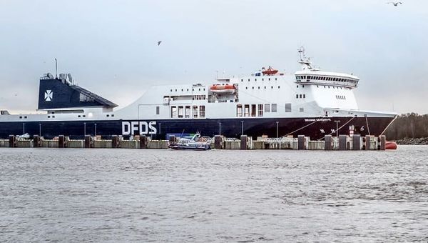 Паром Regina Seaways. Архивное фото