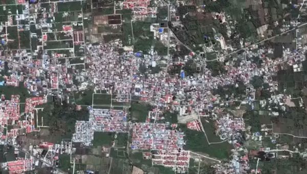 Видео разрушения в результате землетрясения двух районов города Палу в Индонезии.