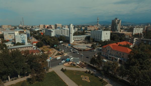 Вид на центр Бишкека. Вид на центр Бишкека.