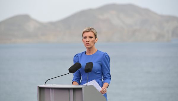 Брифинг официального представителя МИД России Марии Захаровой в Коктебеле