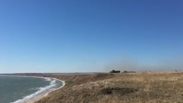 Учения украинских военных в Азовском море Учения украинских военных в Азовском море