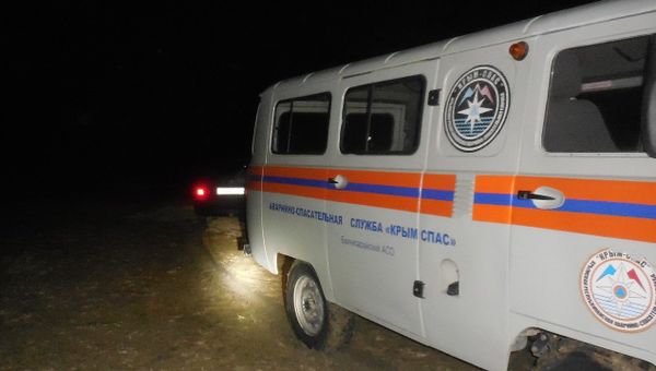 Спасатели в горах Крыма Спасатели в горах Крыма