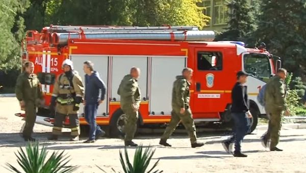 На месте взрыва в Керченском политехническом колледже. 17 октября 2018