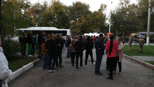 Ситуация на месте трагедии в Керчи. 17 октября 2018