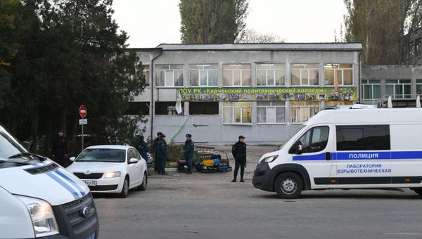 Ситуация на месте трагедии в Керчи. 18 октября 2018