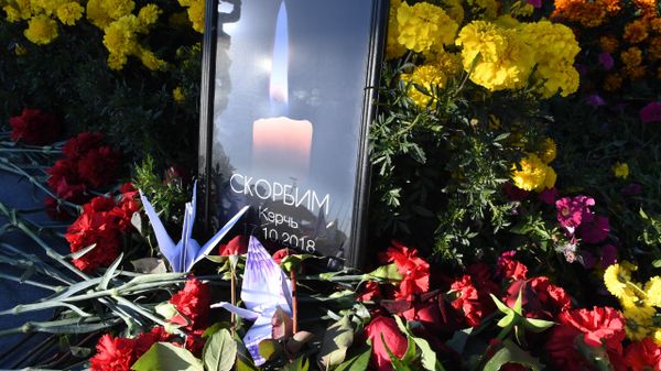 #Керчьмыстобой: памяти погибших в страшной трагедии в колледже #Керчьмыстобой: памяти погибших в страшной трагедии в колледже