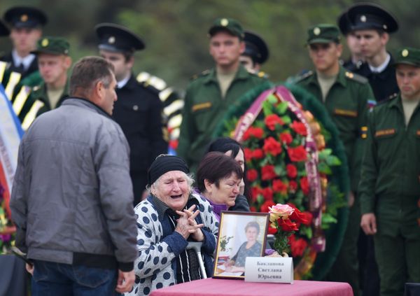 Церемония прощания с погибшими при нападении на Керченский политехнический колледж. 19 октября 2018