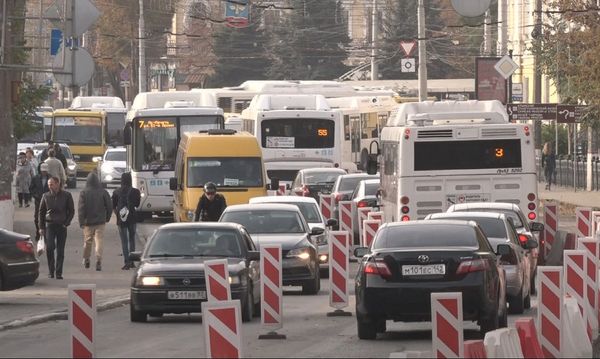 Видео: что жители Симферополя думают о масштабном ремонте дорог в городе