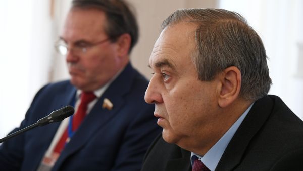 Вице-премьер РК Георгий Мурадов на IV международной конференции Крым в современном международном контексте - 2018 в Ливадии 25.10.2018 г.