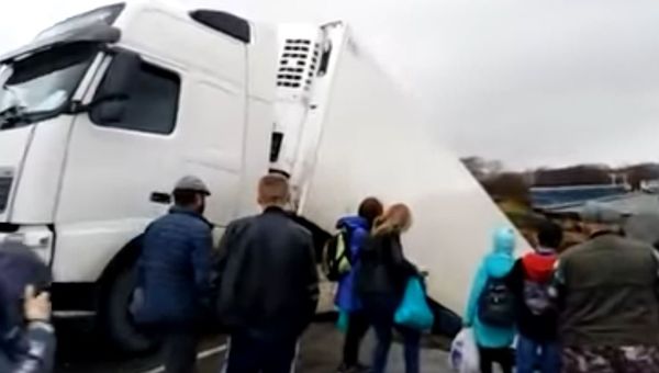 Видео с места обрушения моста в Приморском крае Видео с места обрушения моста в Приморском крае