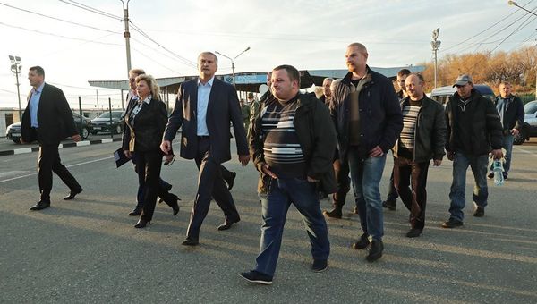 Освобожденные члены экипажа судна Норд