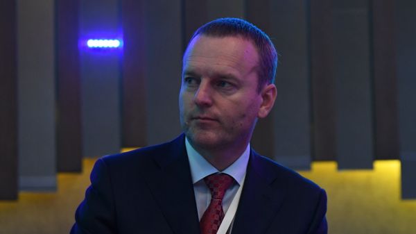 Депутат Госдумы РФ Константин Бахарев на круглом столе по вопросам развития виноделия в Крыму на фестивале вина и гастрономии #Ноябрьфест в Ялте