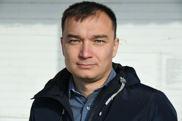 Руслан Димиров - сотрудник производственно-технического отдела компании-подрядчика, строящей многопрофильный республиканский медицинский центр под Симферополем Руслан Димиров - сотрудник производственно-технического отдела компании-подрядчика, строящей многопрофильный республиканский медицинский центр под Симферополем