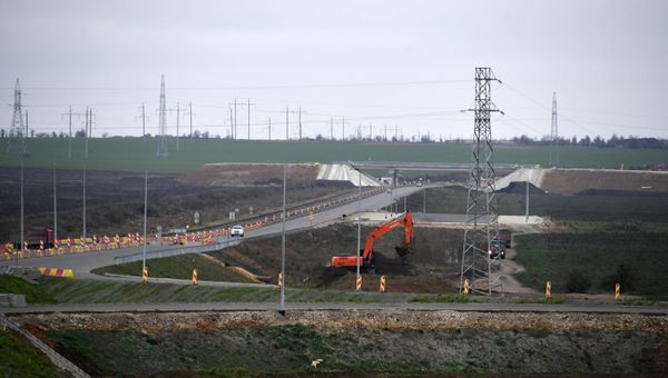 Технический руководитель строительства 1-го этапа Тавриды Евгений Петров о ходе строительных работ на первом этапе трассы видео