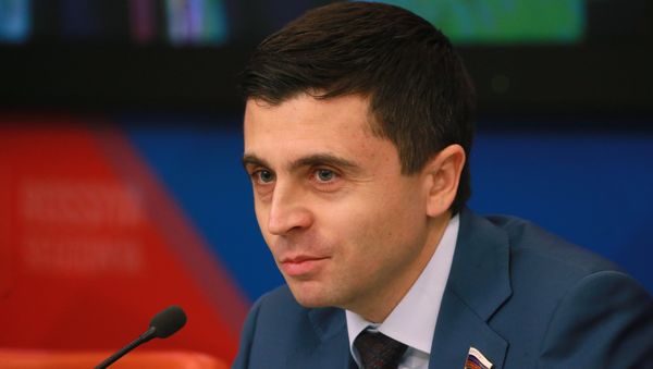 Заместитель председателя Комитета Государственной Думы РФ по делам национальностей Руслан Бальбек Заместитель председателя Комитета Государственной Думы РФ по делам национальностей Руслан Бальбек