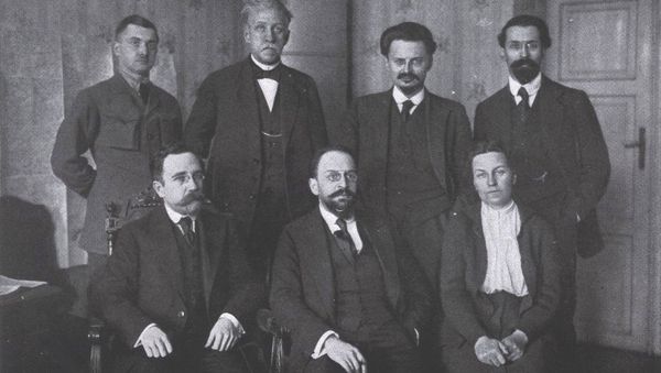 Советская делегация в Брест-Литовске.