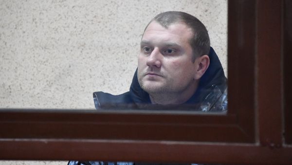 Задержанный капитан второго ранга с корабля ВМС Украины Бердянск Денис Гриценко в Киевском районном суде Симферополя