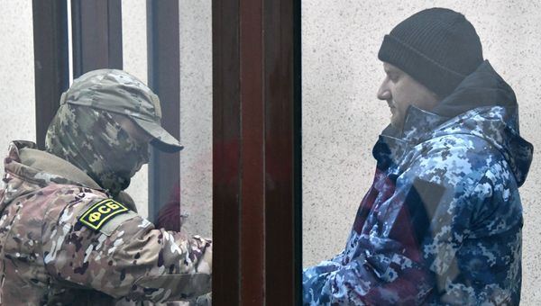 Задержанный капитан второго ранга с корабля ВМС Украины Бердянск Денис Гриценко в Киевском районном суде Симферополя. 28 ноября 2018