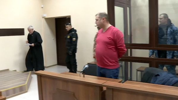 Оглашение приговора украинским морякам. Кадры из зала суда