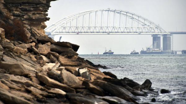 Судоходство в Керченском проливе  возобновлено
