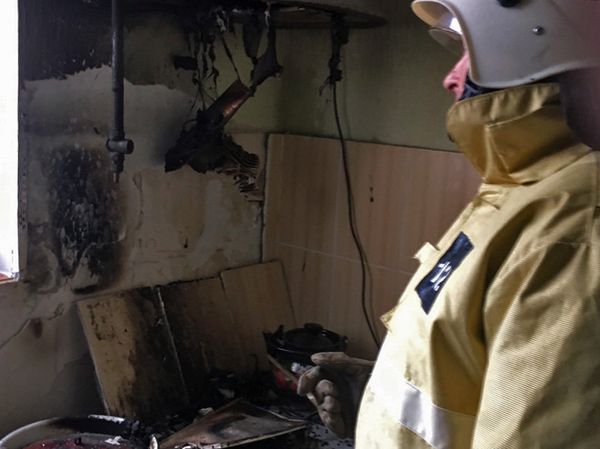 Огнеборцы спасли мечеть в Крыму от пожара