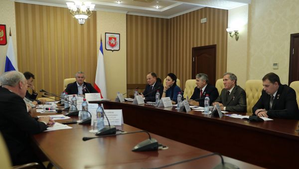Встреча властей Республики Крым с членами общероссийской организации Офицеры России в Совете министров РК