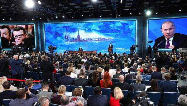 Ежегодная большая пресс-конференция президента РФ В. Путина
