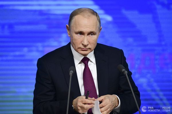 LIVE: Ежегодная пресс-конференция президента РФ Владимира Путина