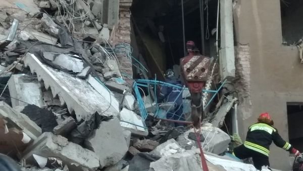 Обрушение подъезда в жилом доме в Магнитогорске. 31 декабря 2018