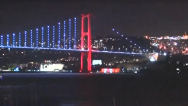 Видео прохода корабля ВМС США в Черное море