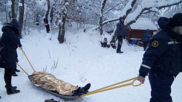 Алуштинские спасатели оказали помощь троим пострадавшим во время горных прогулок