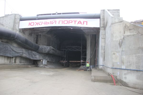 К Крымскому мосту проложили железнодорожный тоннель