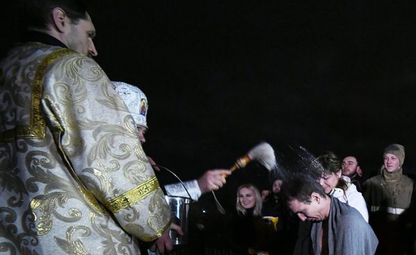 Крещение в долине Красных пещер. 19 января 2019