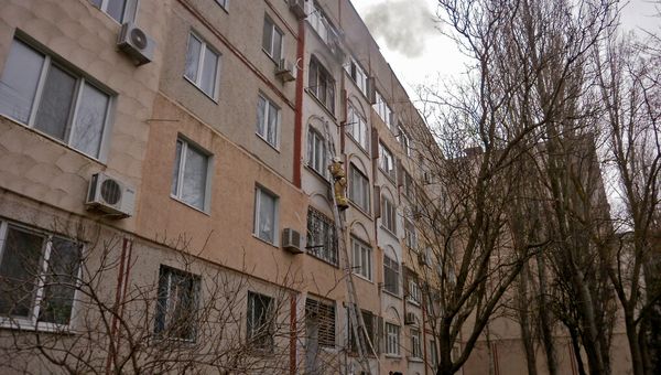 Пожар в пятиэтажном доме в городе Щелкино. 24 января 2019 Пожар в пятиэтажном доме в городе Щелкино. 24 января 2019