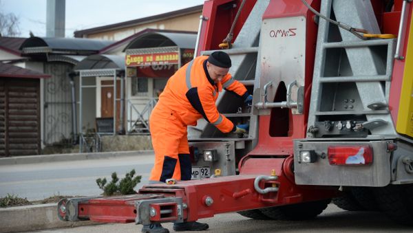 Эвакуатор грузовых автомобилей ГБУ Севастопольский Автодор
