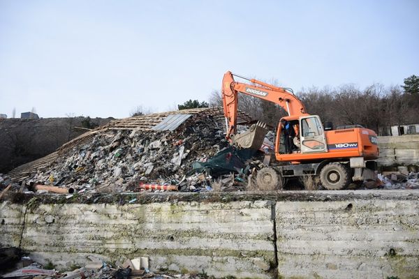 Ликвидация стихийной свалки на холме Дарсан в Ялте
