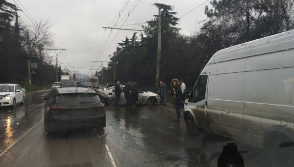 ДТП на трассе Симферополь-Алушта в районе села Нижняя Кутузовка. 10 февраля 2019