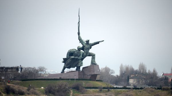 Памятник Солдату и Матросу в Севастополе