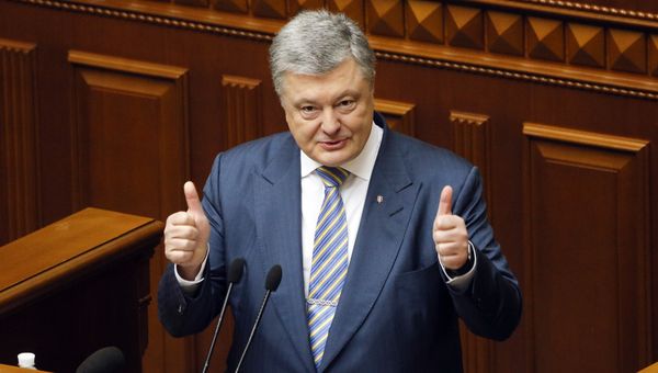 Президент Украины Петр Порошенко во время заседания Верховной рады