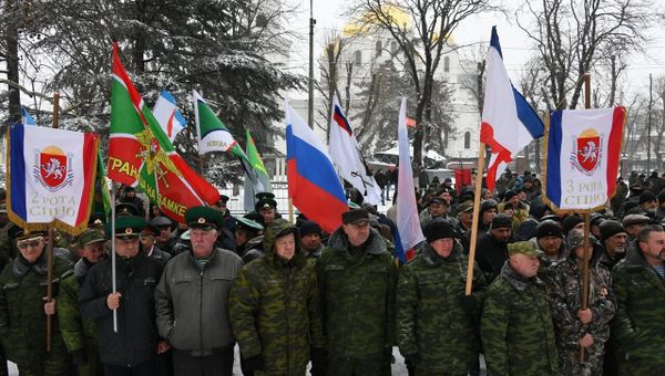 Празднование в Симферополе Дня защитника Отечества и пятой годовщины со дня образования сводного полка Народного ополчения РК