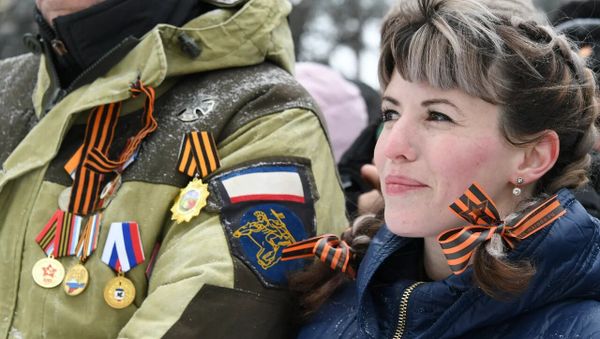 Празднование в Симферополе Дня защитника Отечества и пятой годовщины со дня образования сводного полка Народного ополчения РК