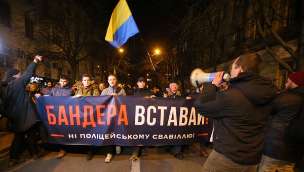 Участники акции против полицейского произвола Бандера, вставай!