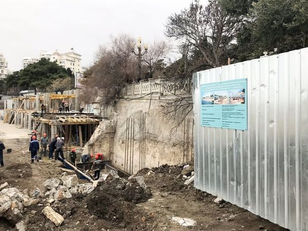 Власти Ялты совместно с группой инвесторов реализуют одновременно два крупных проекта – реконструкцию Приморского пляжа и благоустройство Приморского парка