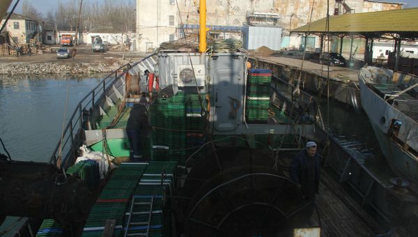 На борту сейнера Такиль