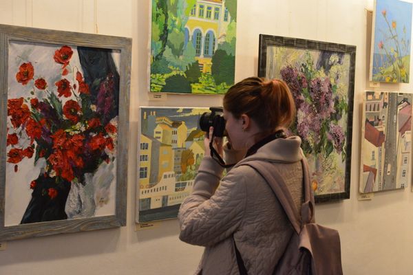 Выставка Девичник в доме-музее Александра Грина в Феодосии