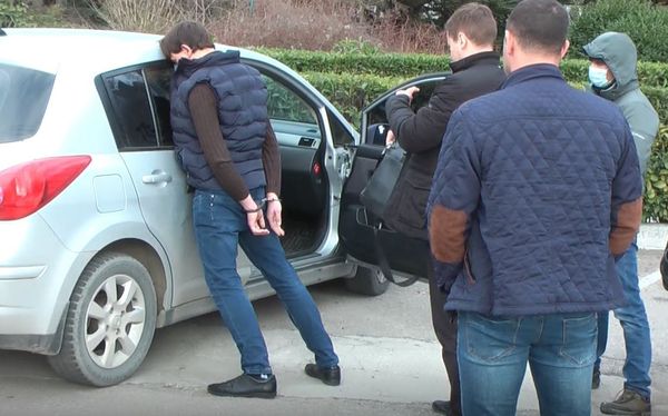 Задержание в Крыму украинца за мошенничество с российским гражданством