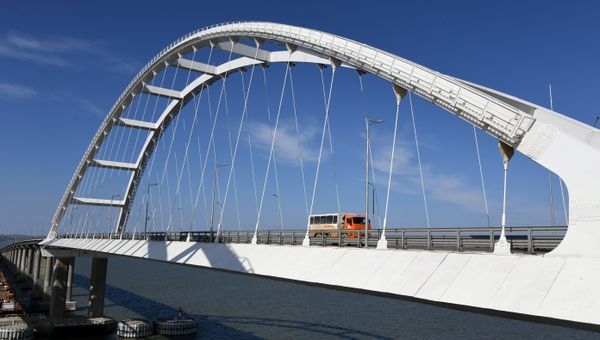 Арка Крымского моста