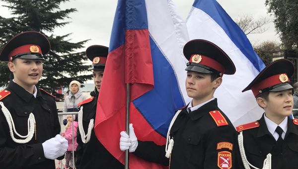 В Ялте школьников посвятили в юнармейцы