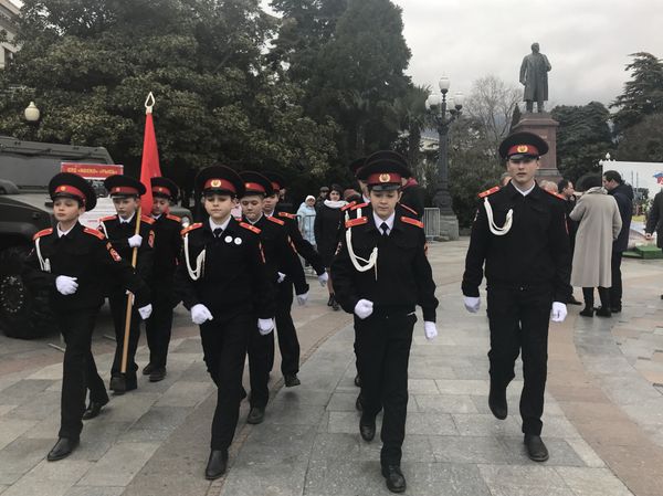 В Ялте школьников посвятили в юнармейцы