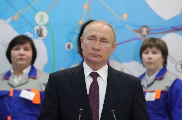 Рабочая поездка президента РФ В. Путина в Крым